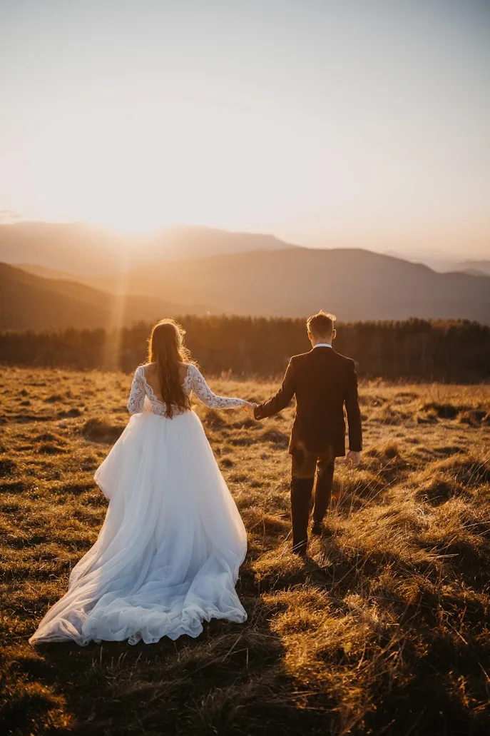 桃園結婚禮車出租－大友禮車新人迎娶接送